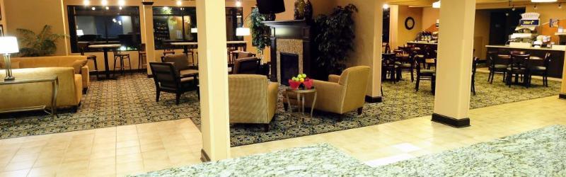 Holiday Inn Express - Delafield By Ihg מראה חיצוני תמונה